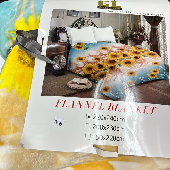 Meet your Posher, Jocilyn from the Black Friday Bin Store in Chicago. - Picture 8 of 16